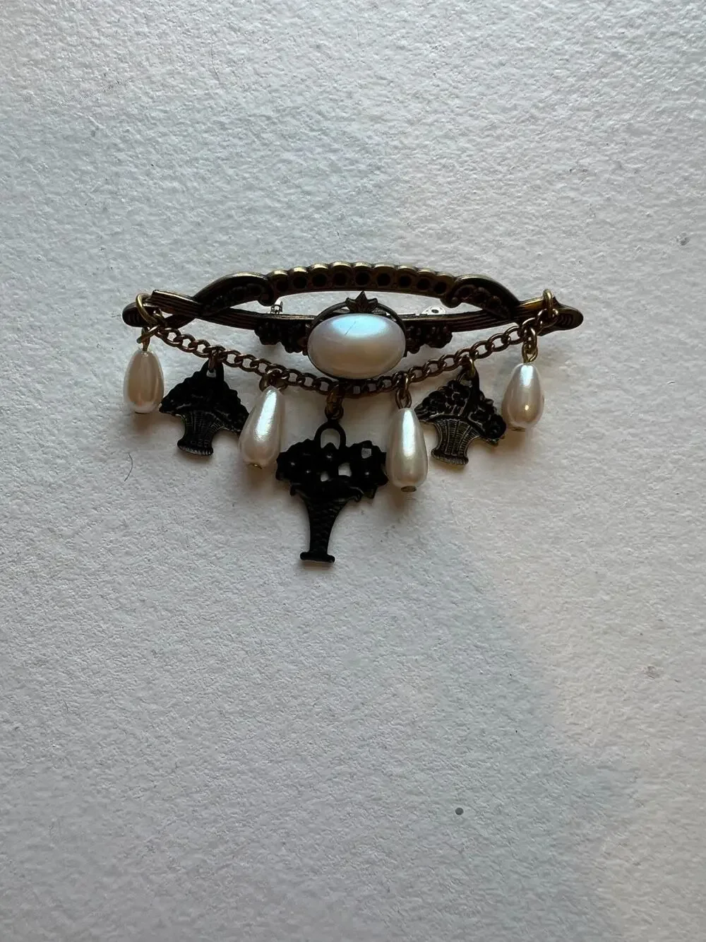 Vintage Brooch Antiqued Gold-Tone Dangling Pearl Charms